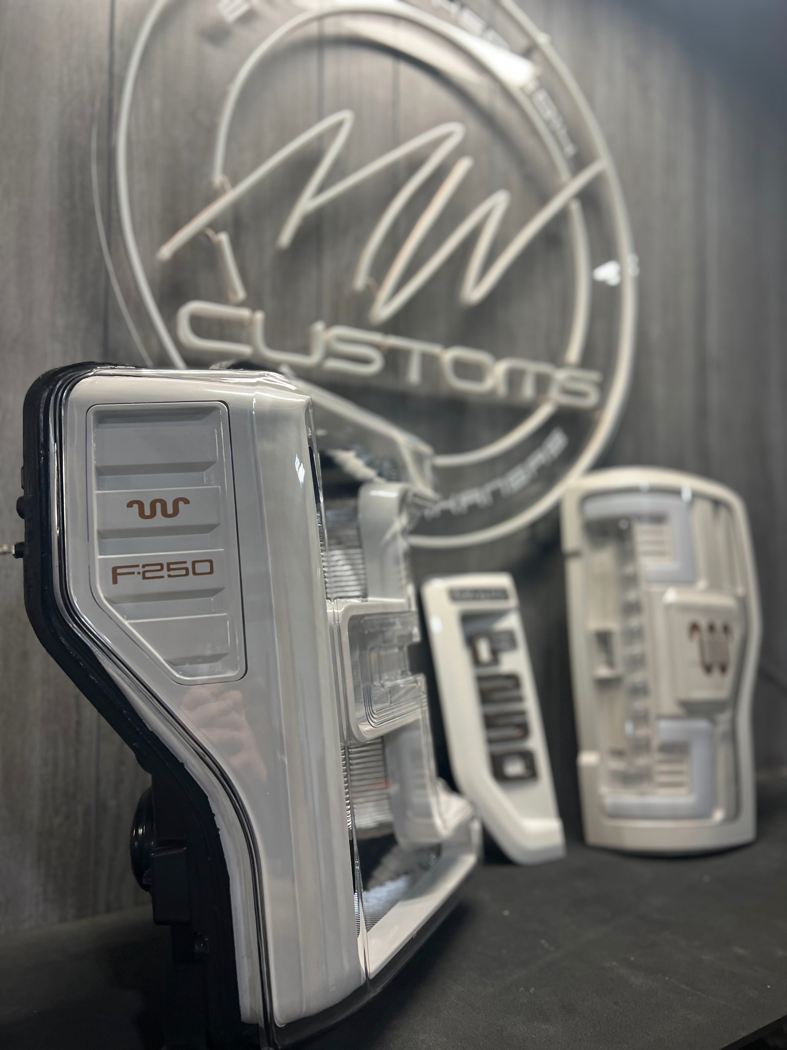 2017-19 FORD SUPER DUTY HALOGEN HEADLIGHTS