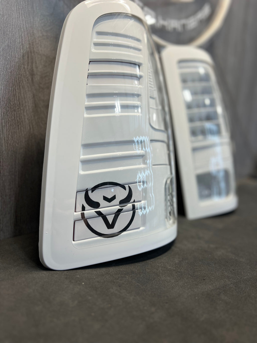 2009-18 DODGE RAM TAIL LIGHTS