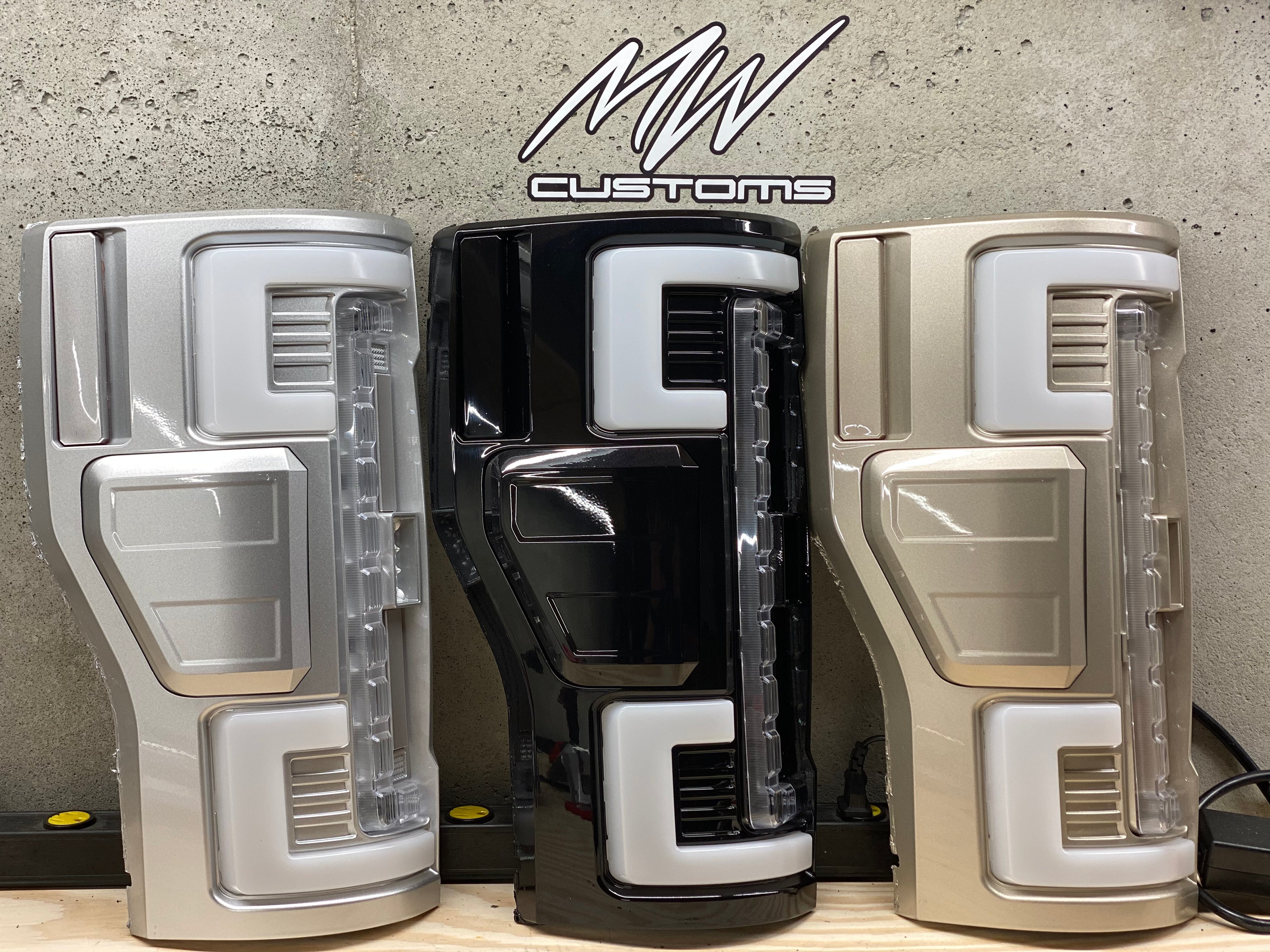 TAIL LIGHTS 2017-19 FORD SUPER DUTY TAIL LIGHTS