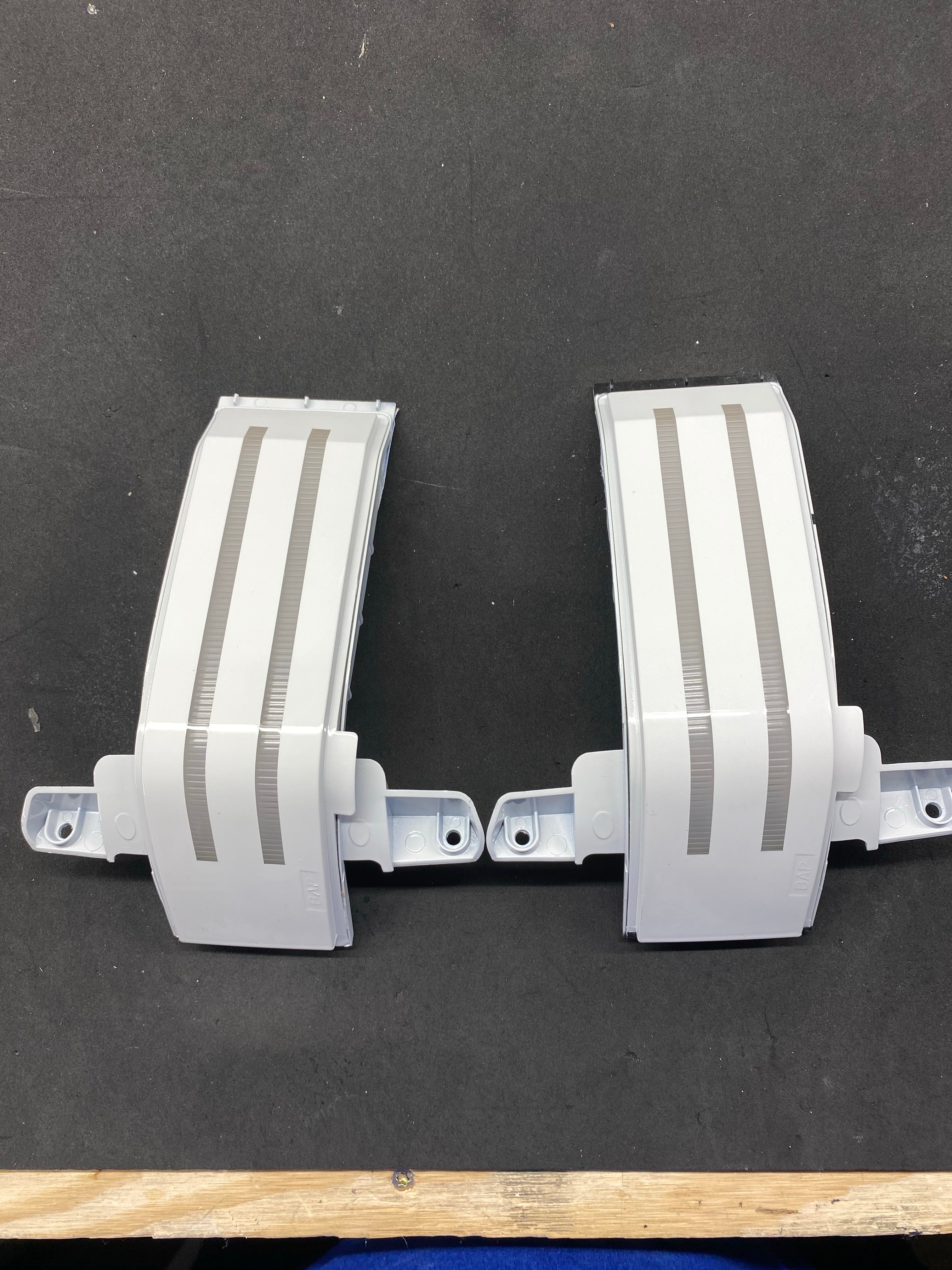 1988-2019 GM TOW MIRRORS MARKER LIGHT